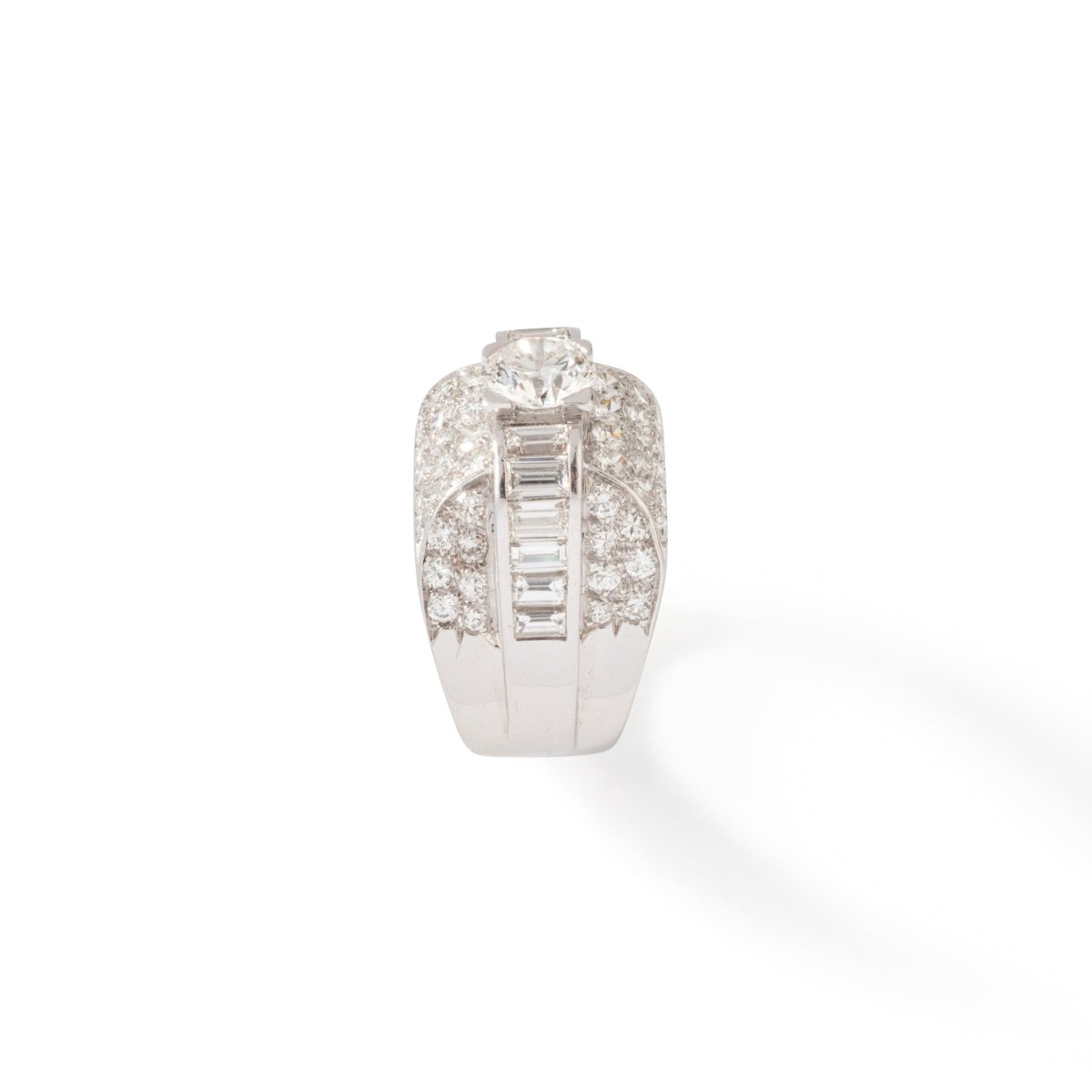 Bague Dôme carré en platine et diamants - Castafiore