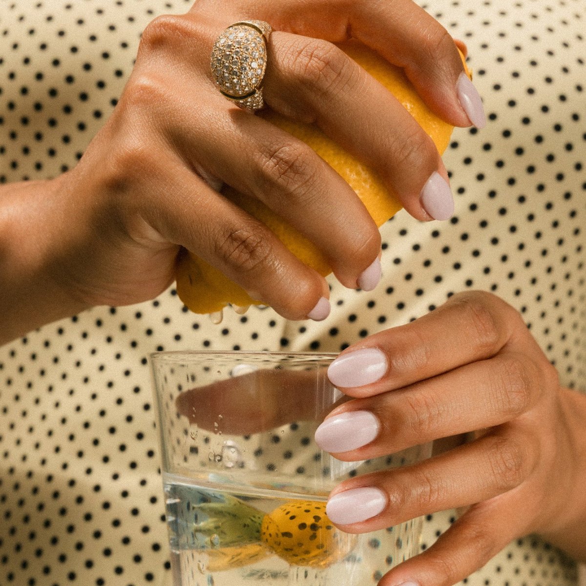 Bague Dôme CARTIER en or jaune et diamants - Castafiore