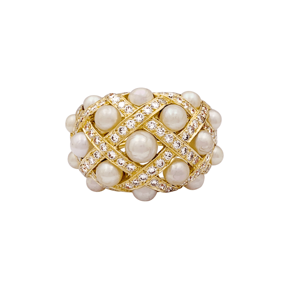 Ring Chanel, "Baroque", yellow gold, diamonds and pearls.