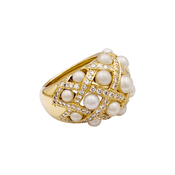 Ring Chanel, "Baroque", yellow gold, diamonds and pearls.