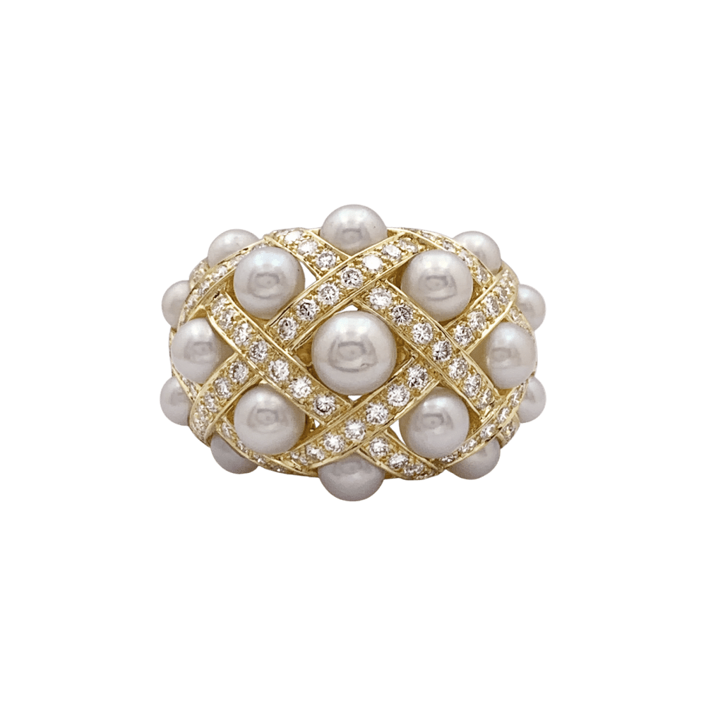 Ring Chanel, "Baroque", yellow gold, diamonds and pearls.