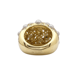 Ring Chanel, "Baroque", yellow gold, diamonds and pearls.