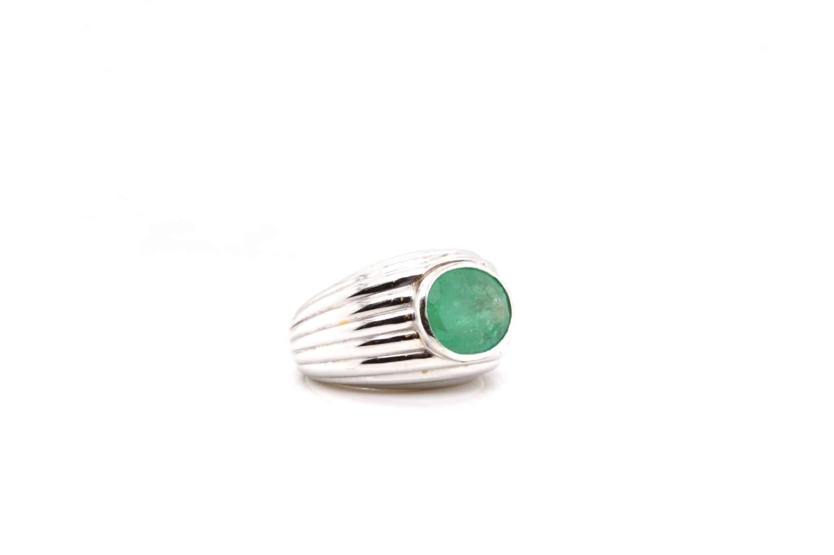 Bague dôme émeraude en or blanc 18k - Castafiore