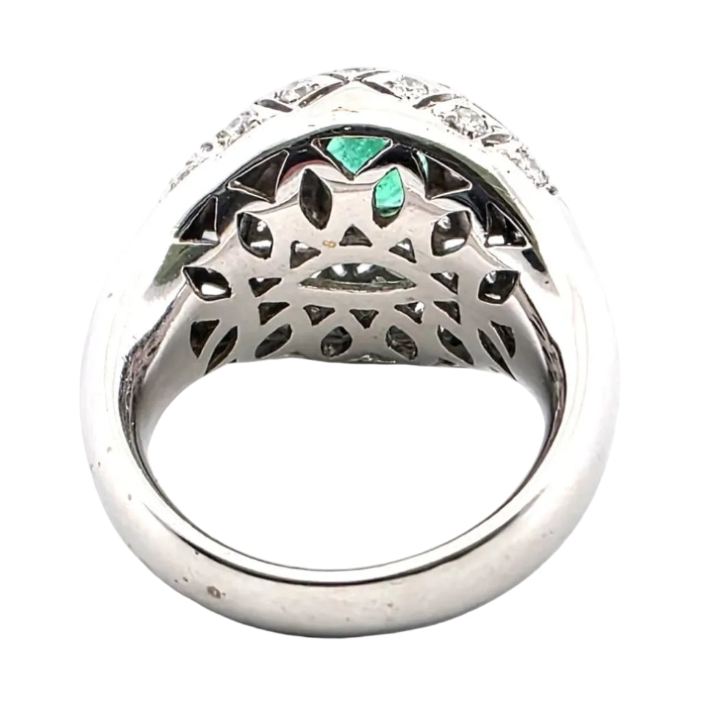 Bague Dôme en or blanc, émeraude et diamants - Castafiore