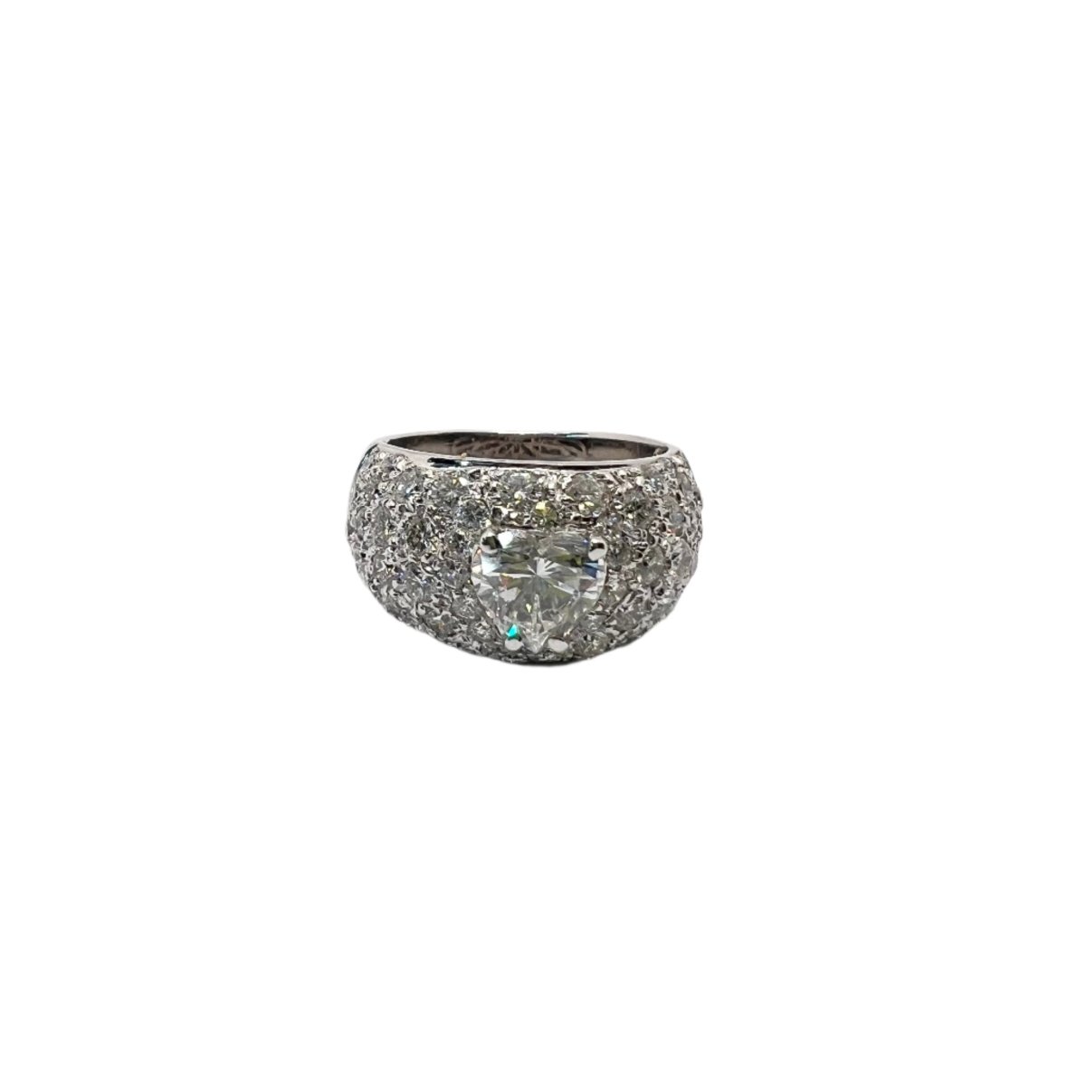 Bague Dôme en or blanc et diamants - Castafiore