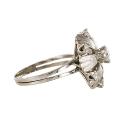 Bague Dôme en or blanc et diamants - Castafiore