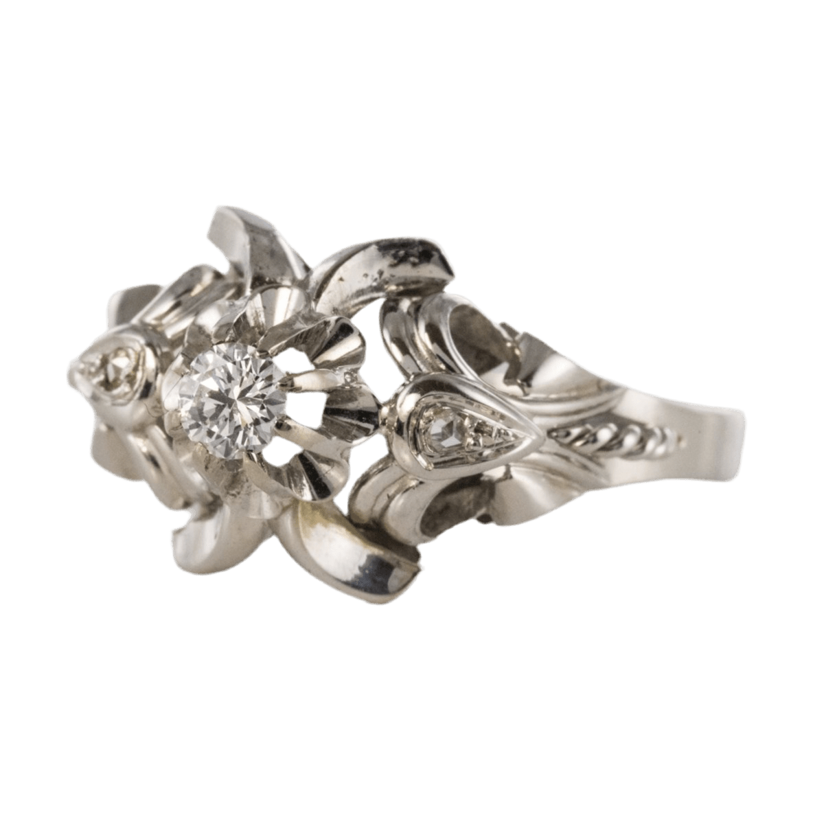 Bague Dôme en or blanc et diamants - Castafiore