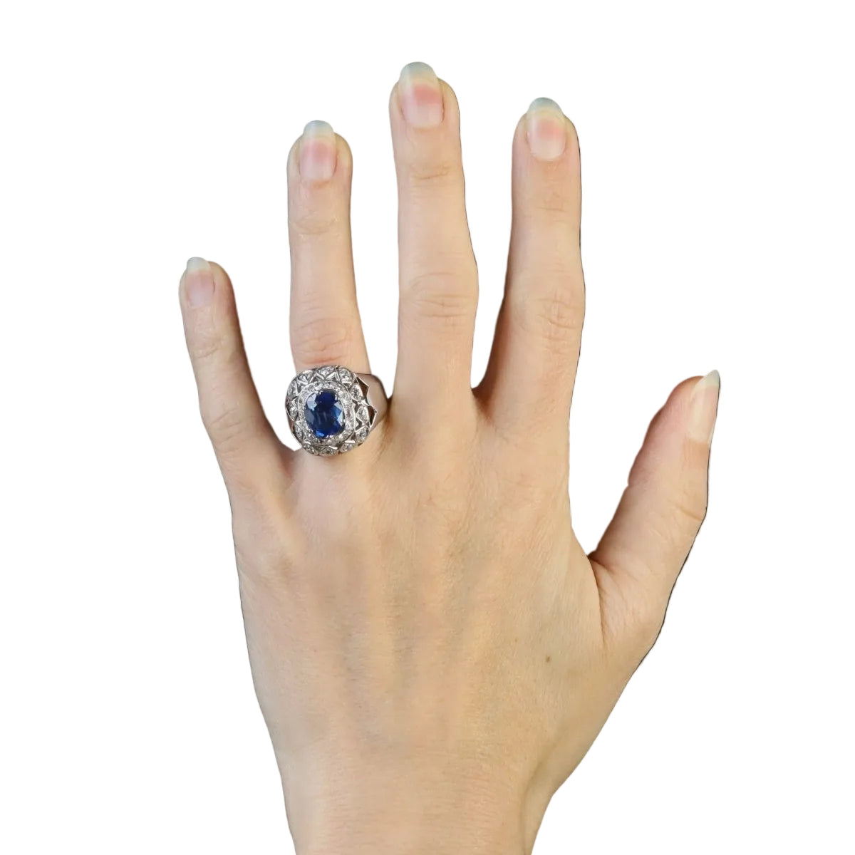 Bague dôme en or blanc et platine saphir et diamants - Castafiore