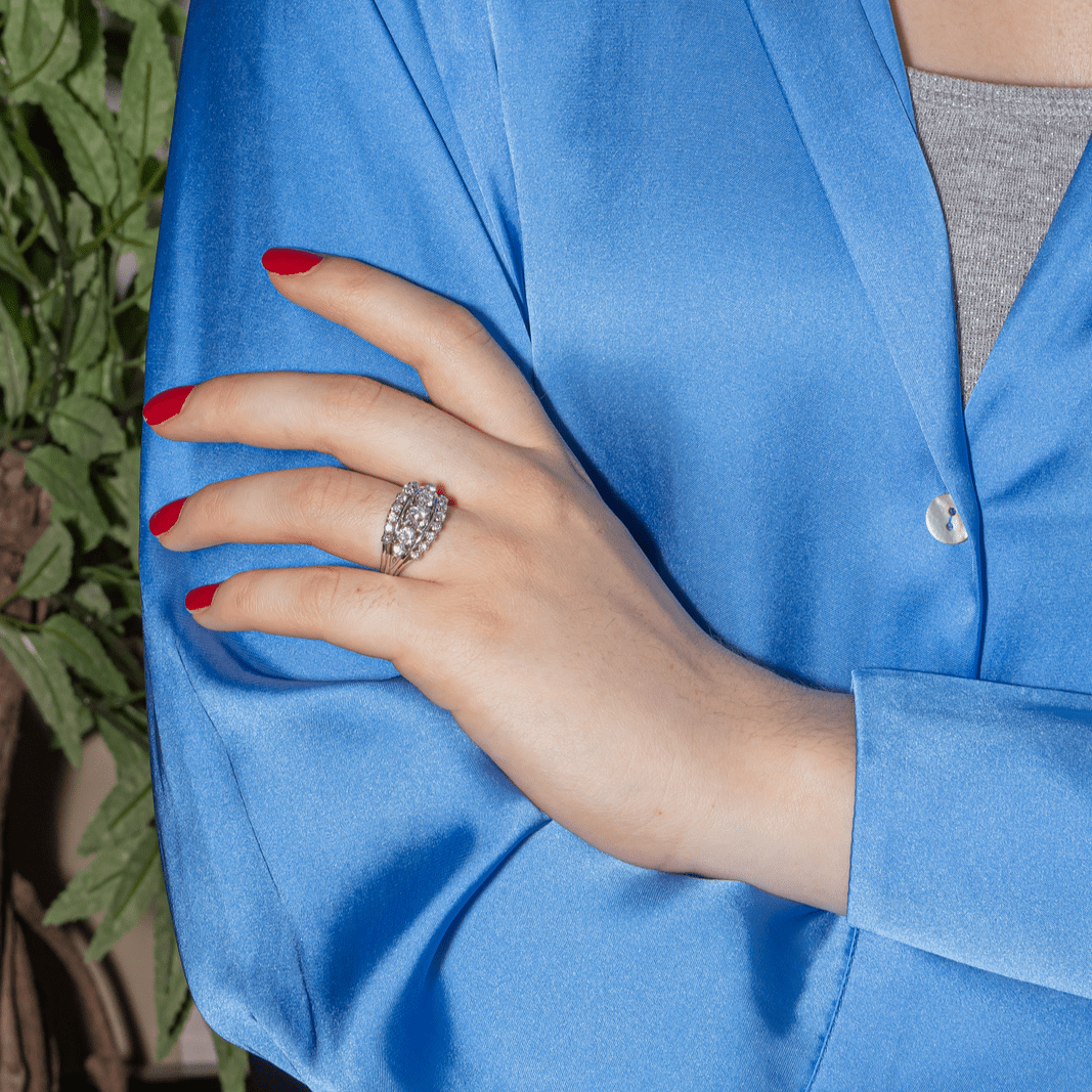 Bague Dôme en or blanc, platine et diamants - Castafiore