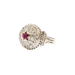 Bague Dôme en or blanc, rubis et diamants - Castafiore
