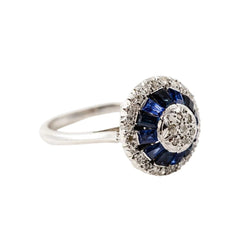 Bague Dôme en or blanc, saphirs et diamants - Castafiore