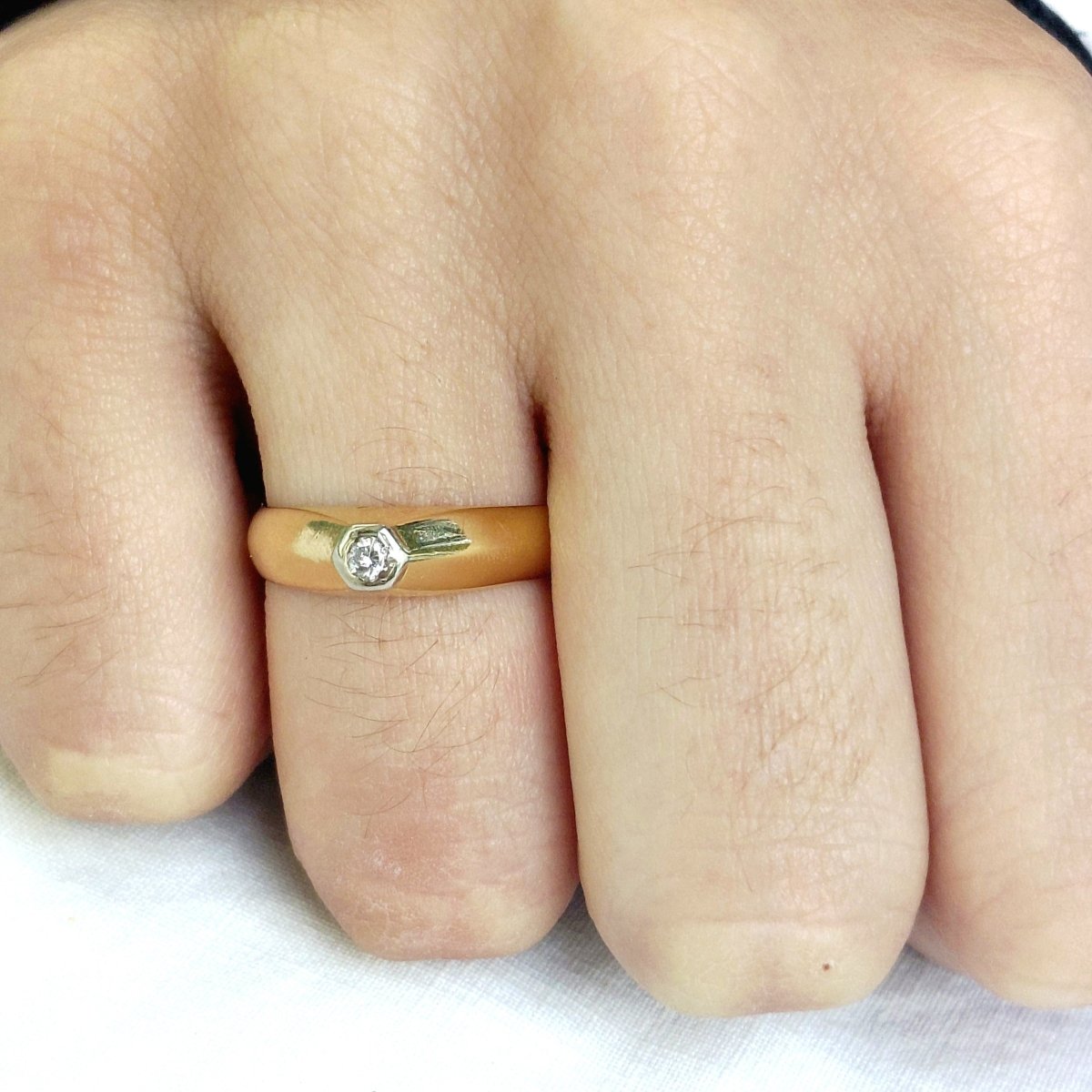 Bague Dôme en or jaune 18 carats et diamant - Castafiore