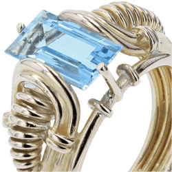 Bague Dôme en or jaune et aigue - marine - Castafiore