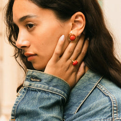 Bague Dôme en or jaune et corail