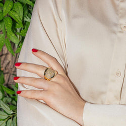 Bague Dôme en or jaune et diamants - Castafiore