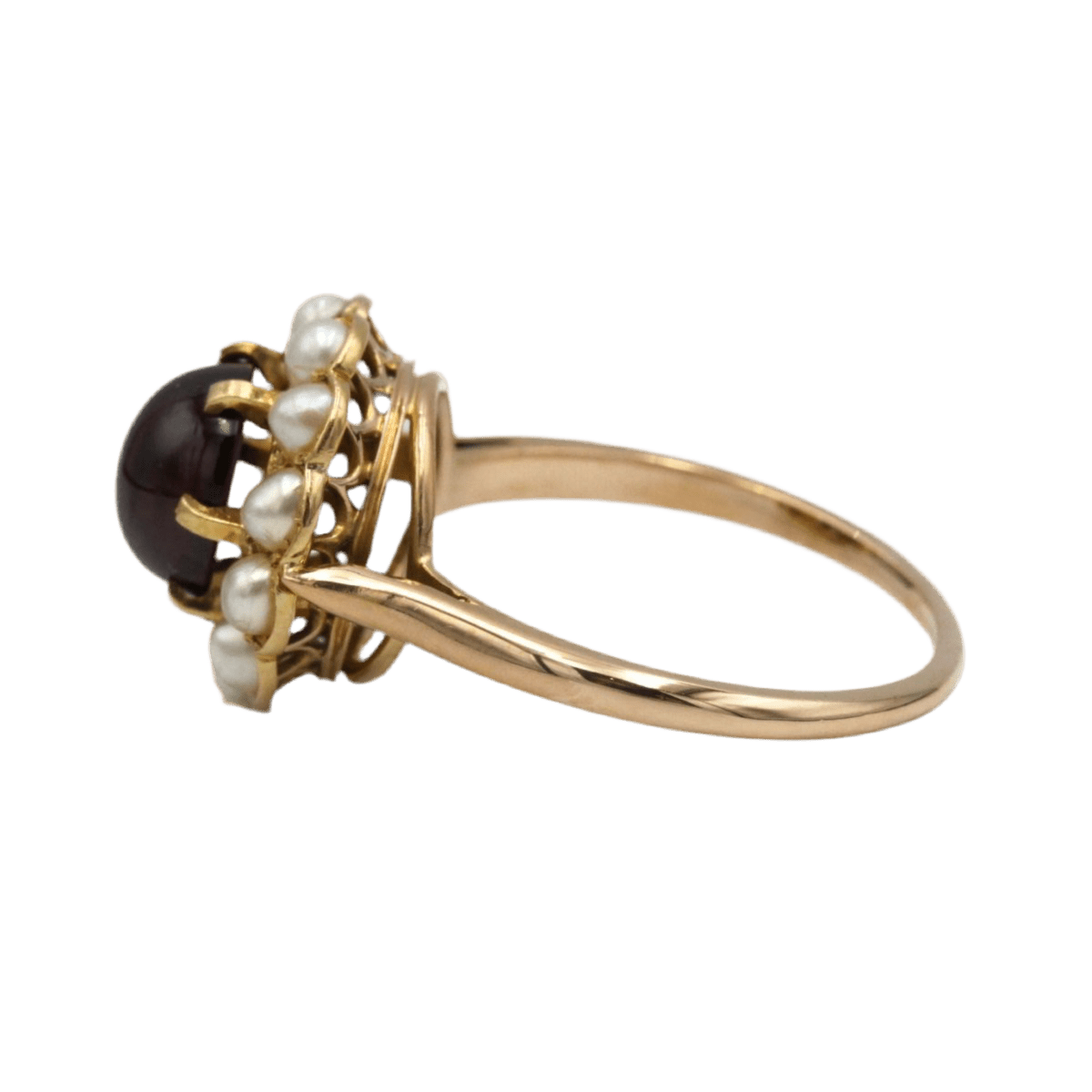 Bague Dôme en or jaune, grenat et perles - Castafiore