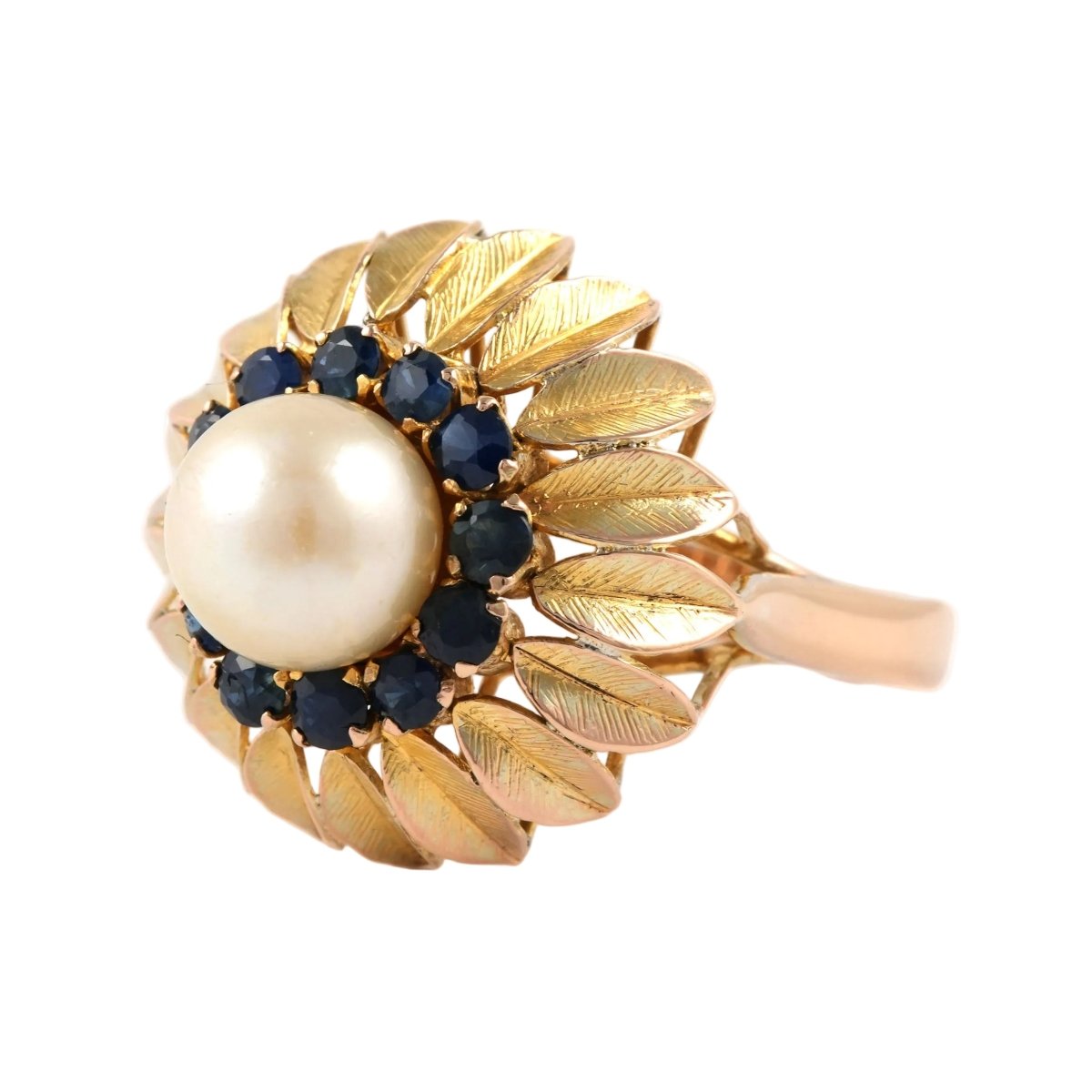Bague Dôme en or jaune, perle et saphirs - Castafiore