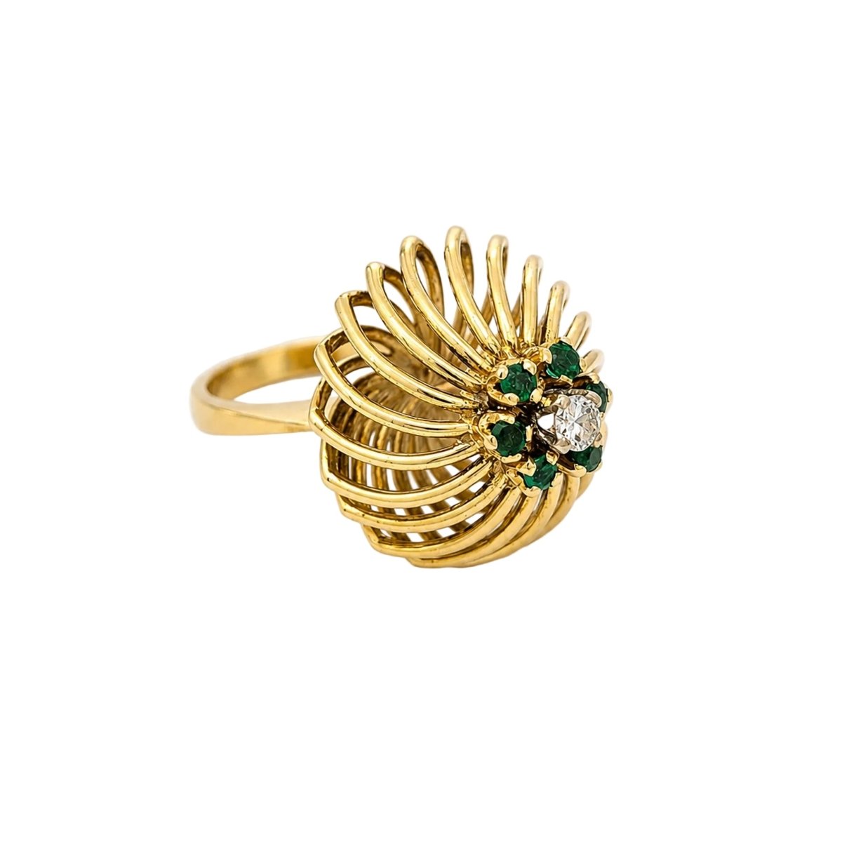 Bague Dôme en or jaune, pierres vertes et diamant - Castafiore