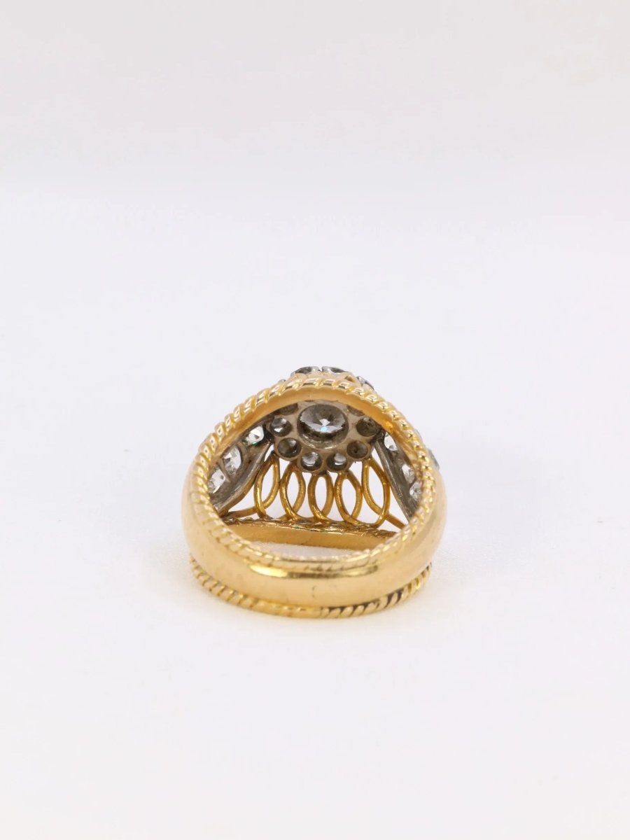 Bague dome en or jaune, platine et diamant 1 carat - Castafiore