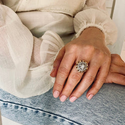 Bague Dôme en or jaune, platine et diamants - Castafiore