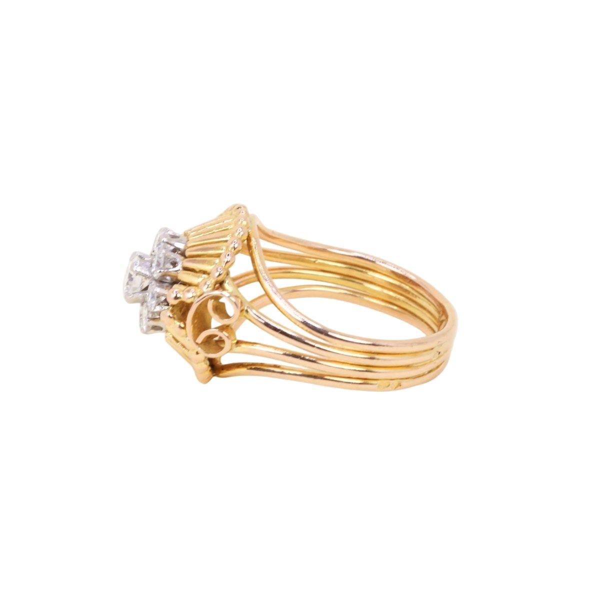 Bague Dôme en or jaune, platine et diamants - Castafiore