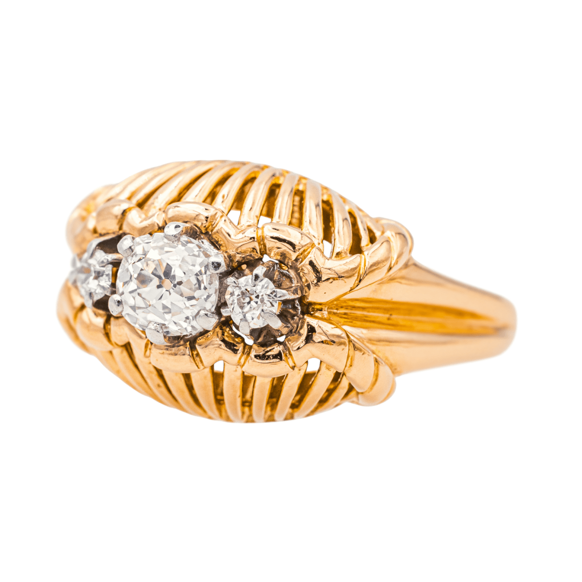 Bague Dôme en or jaune, platine et diamants - Castafiore