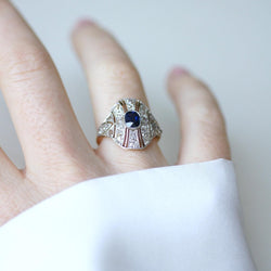 Bague Dôme en or jaune, platine, saphir, et diamants - Castafiore