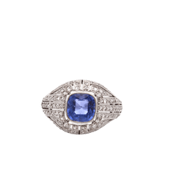 Bague Dôme en platine, saphir et diamants - Castafiore