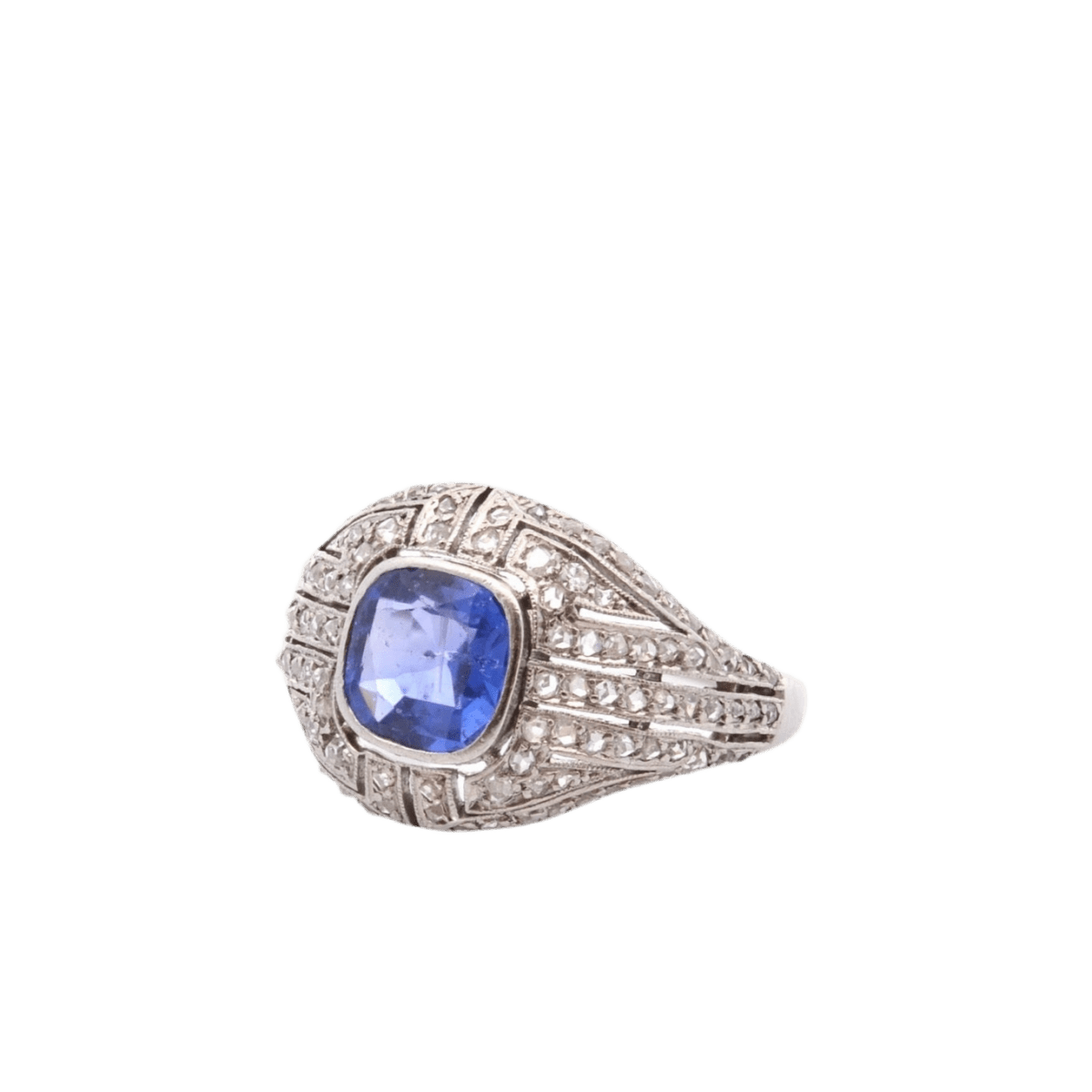 Bague Dôme en platine, saphir et diamants - Castafiore