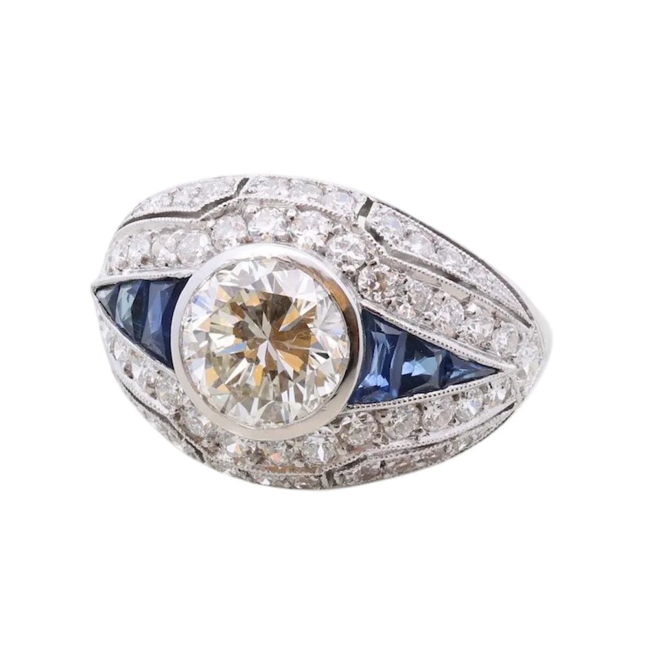 Bague Dôme en platine, saphirs et diamants - Castafiore