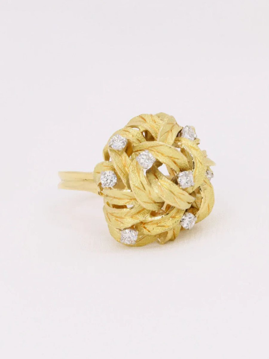 Bague dome fleur or jaune diamants - Castafiore