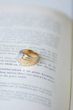 Bague Dome Tank diamants, or et platine - Castafiore