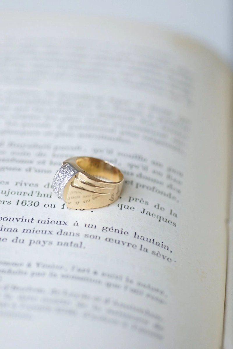 Bague Dome Tank diamants, or et platine - Castafiore