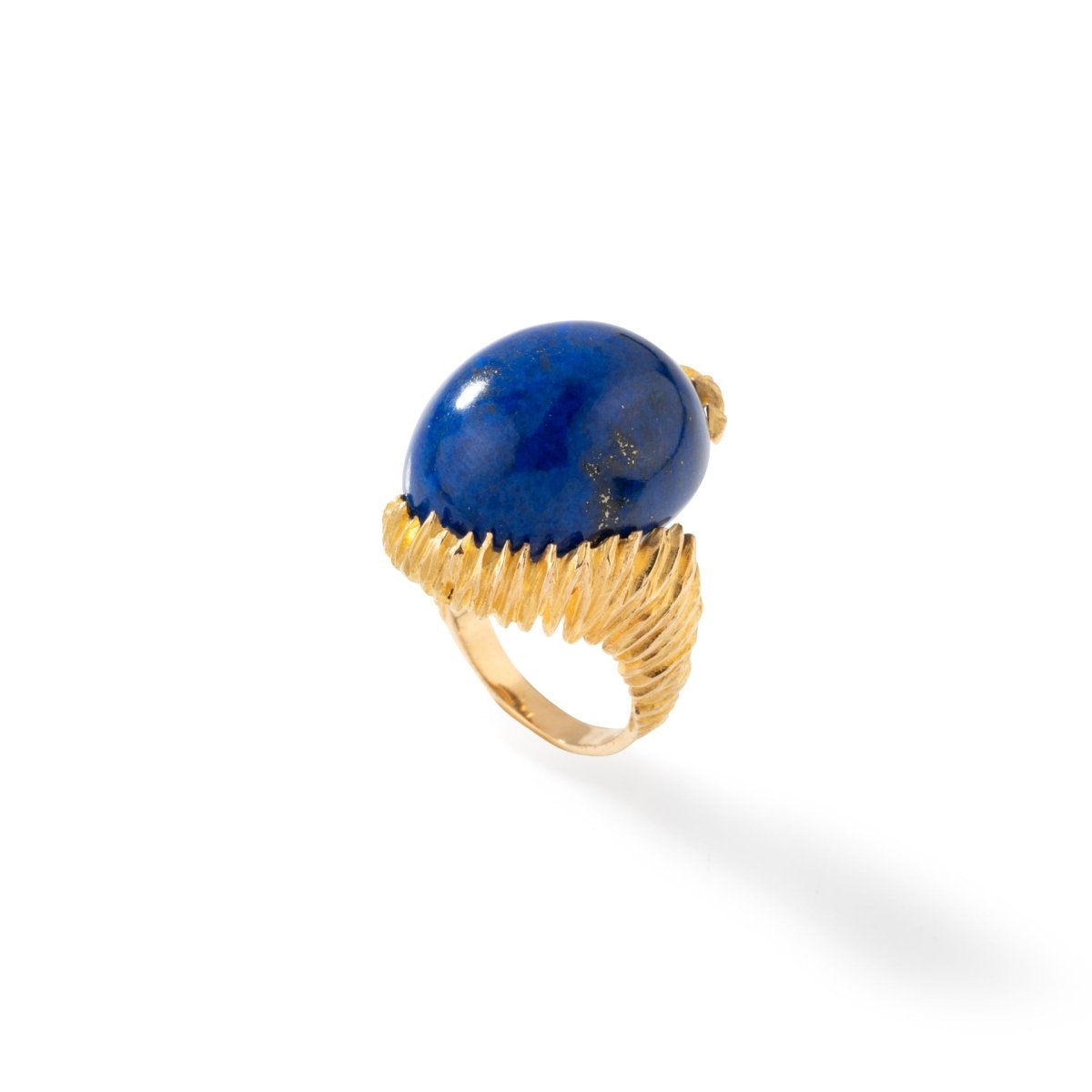 Bague Dôme VACHERON CONSTANTIN en or jaune et lapis lazuli - Castafiore