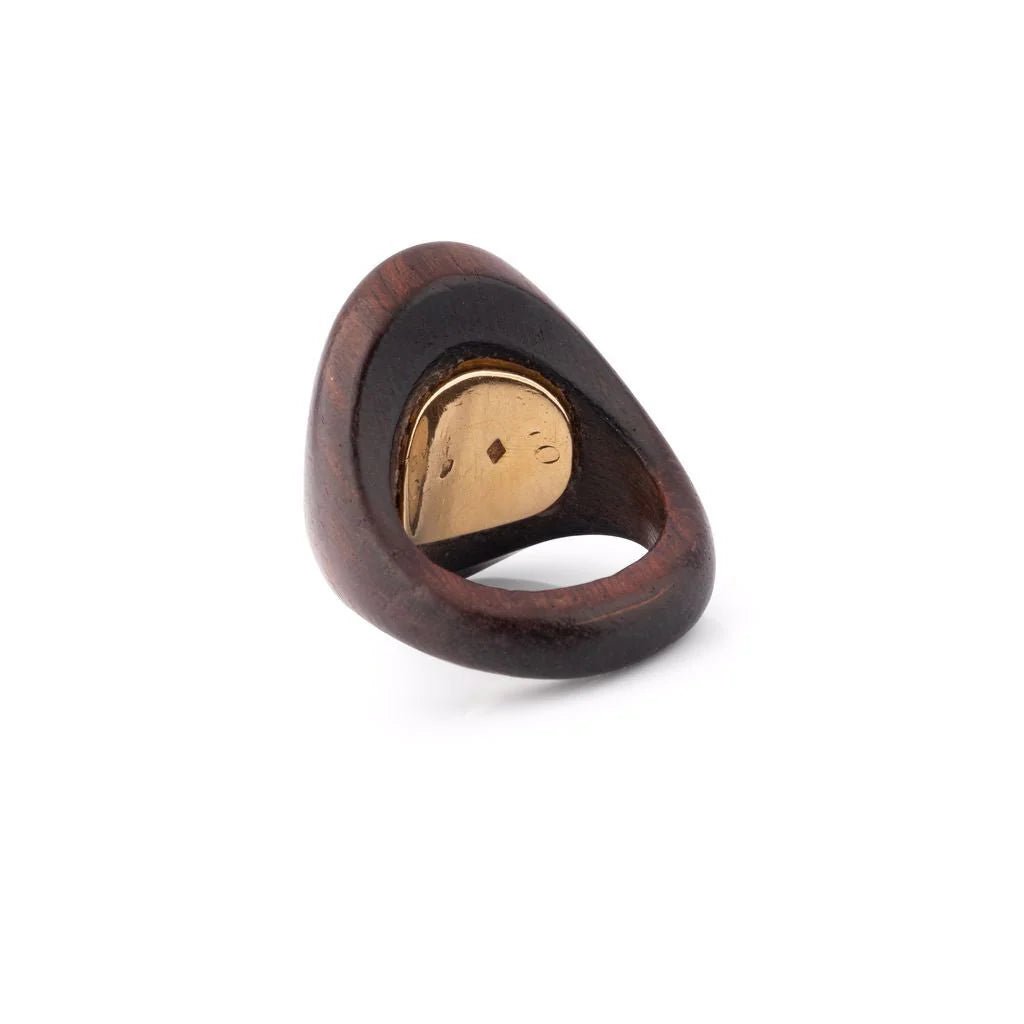 Bague Dôme VAN CLEEF & ARPELS "Touch Wood" en or jaune et bois - Castafiore