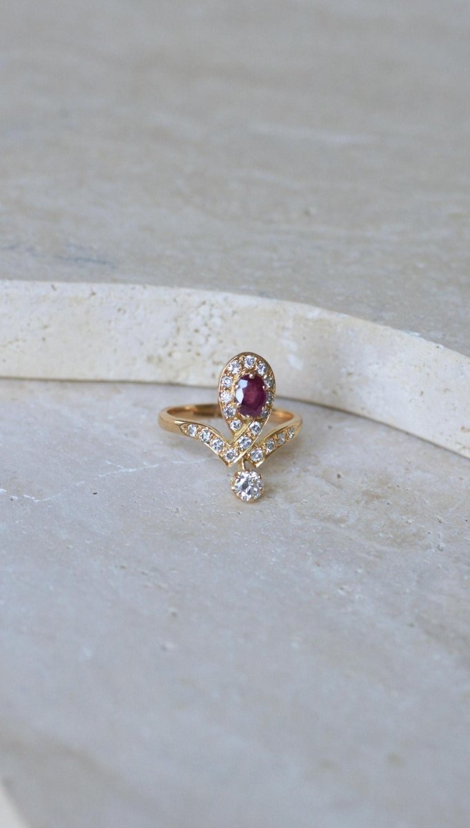 Bague Duchesse Diamants et Rubis sur Or Jaune - Castafiore