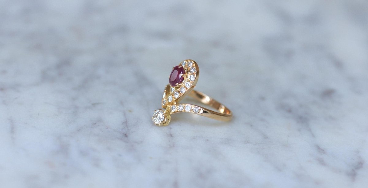 Bague Duchesse Diamants et Rubis sur Or Jaune - Castafiore