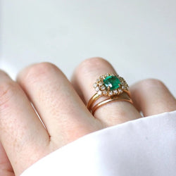 Bague Emeraude 1,52 Cts et Diamants sur Or Jaune - Castafiore