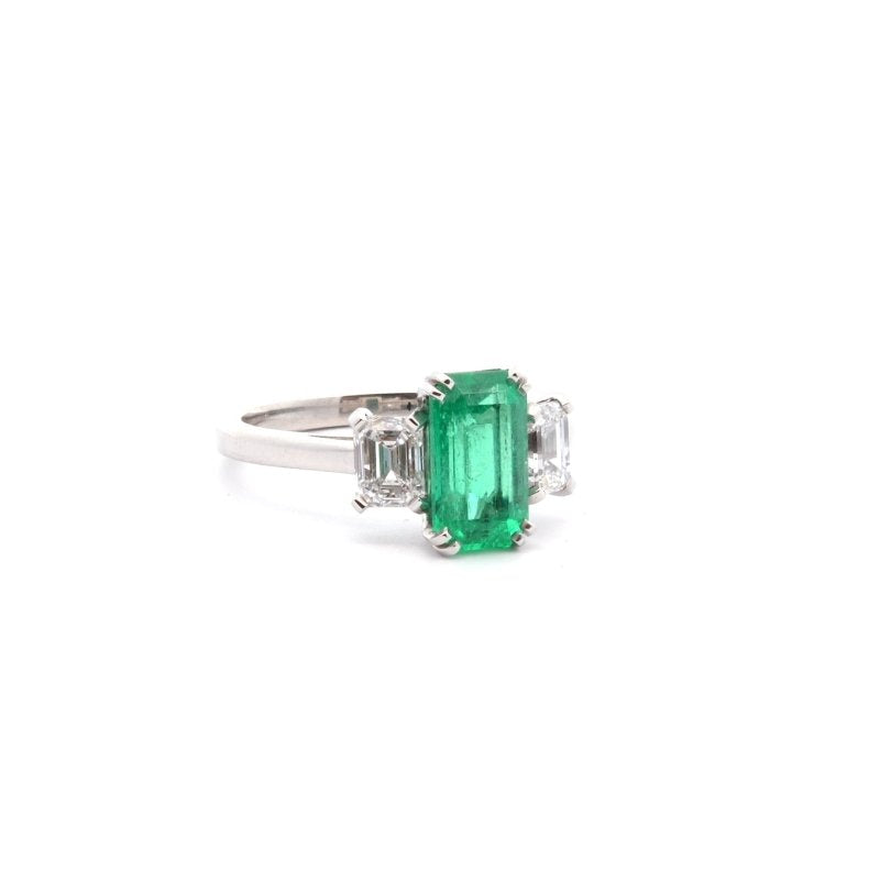 Bague émeraude 1,78cts et diamants - Castafiore