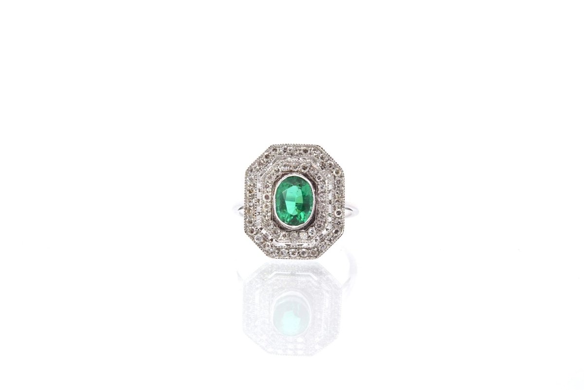 Bague émeraude entourage diamants - Castafiore