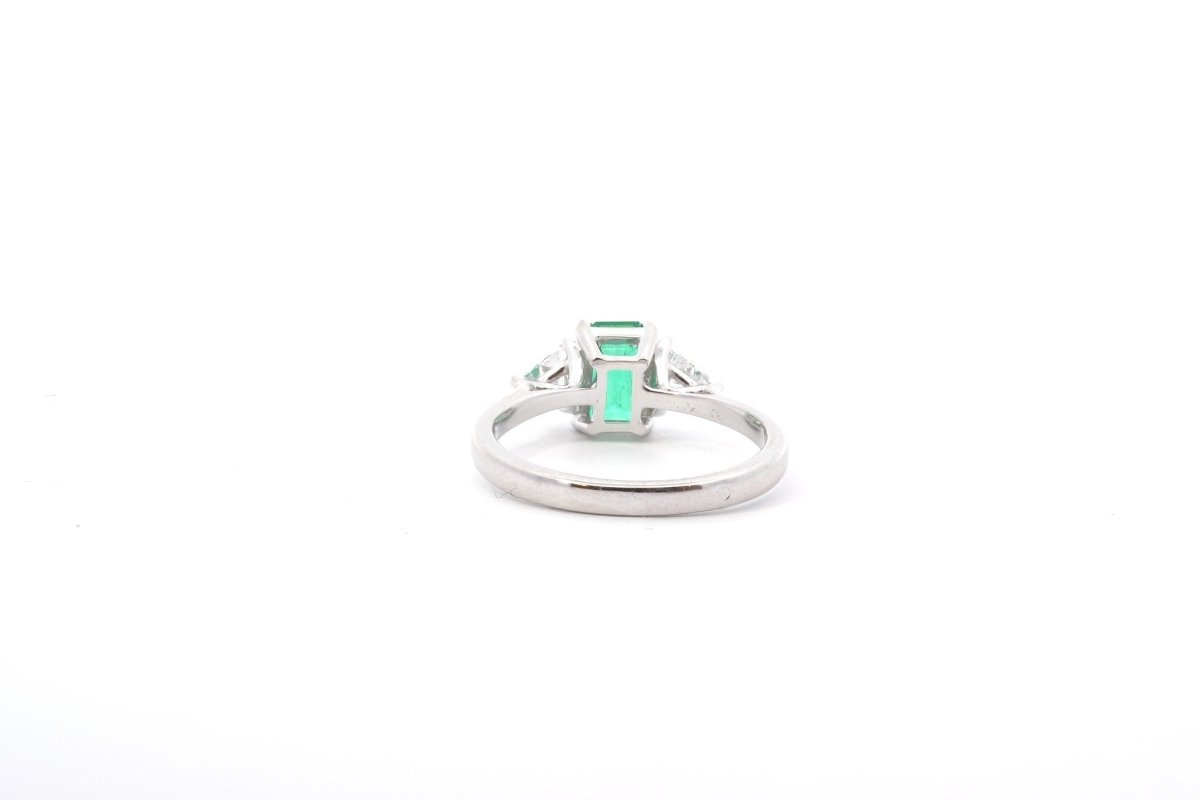 Bague émeraude et diamants en or blanc 18k - Castafiore
