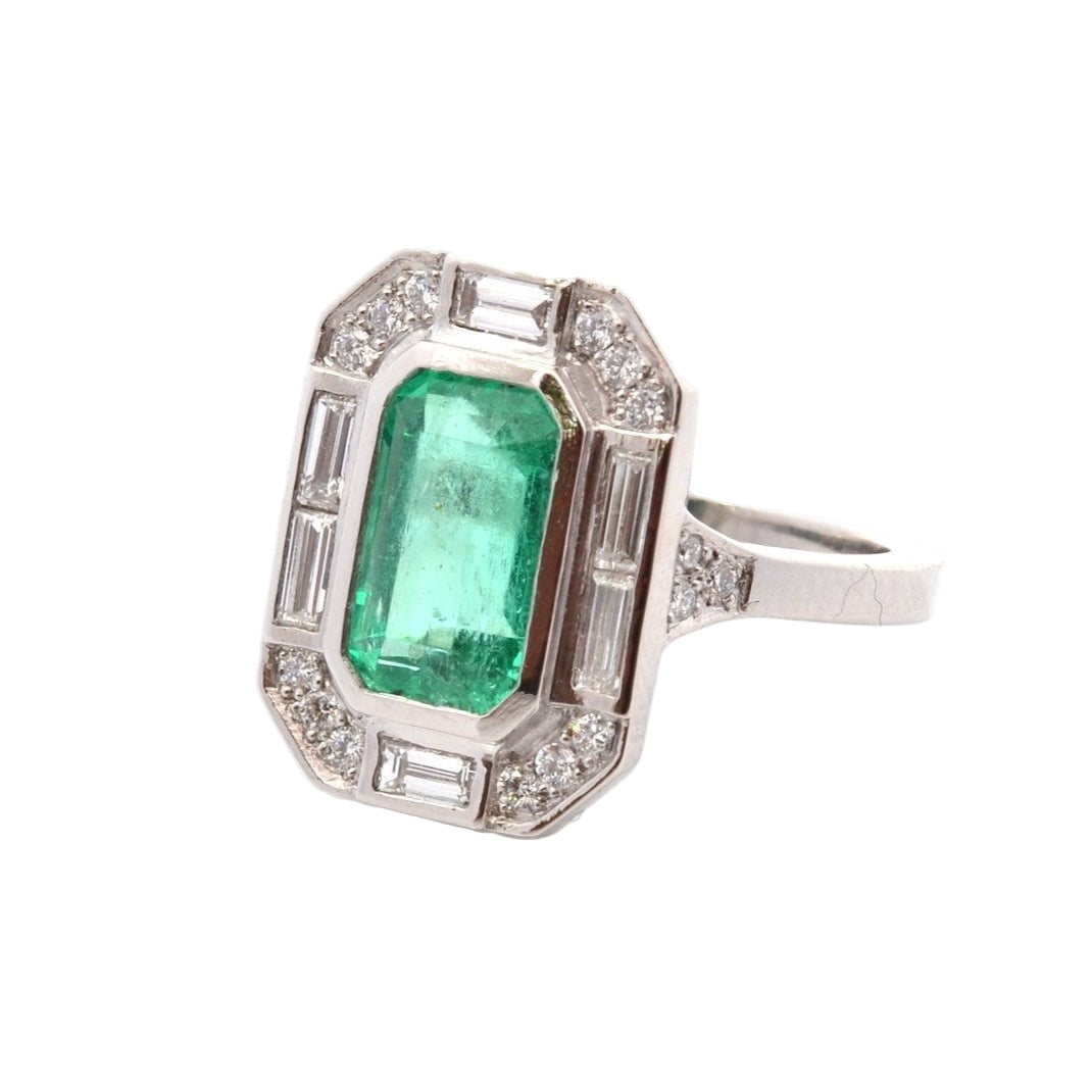 Bague ÉMERAUDE Vintage en platine et diamants - Castafiore