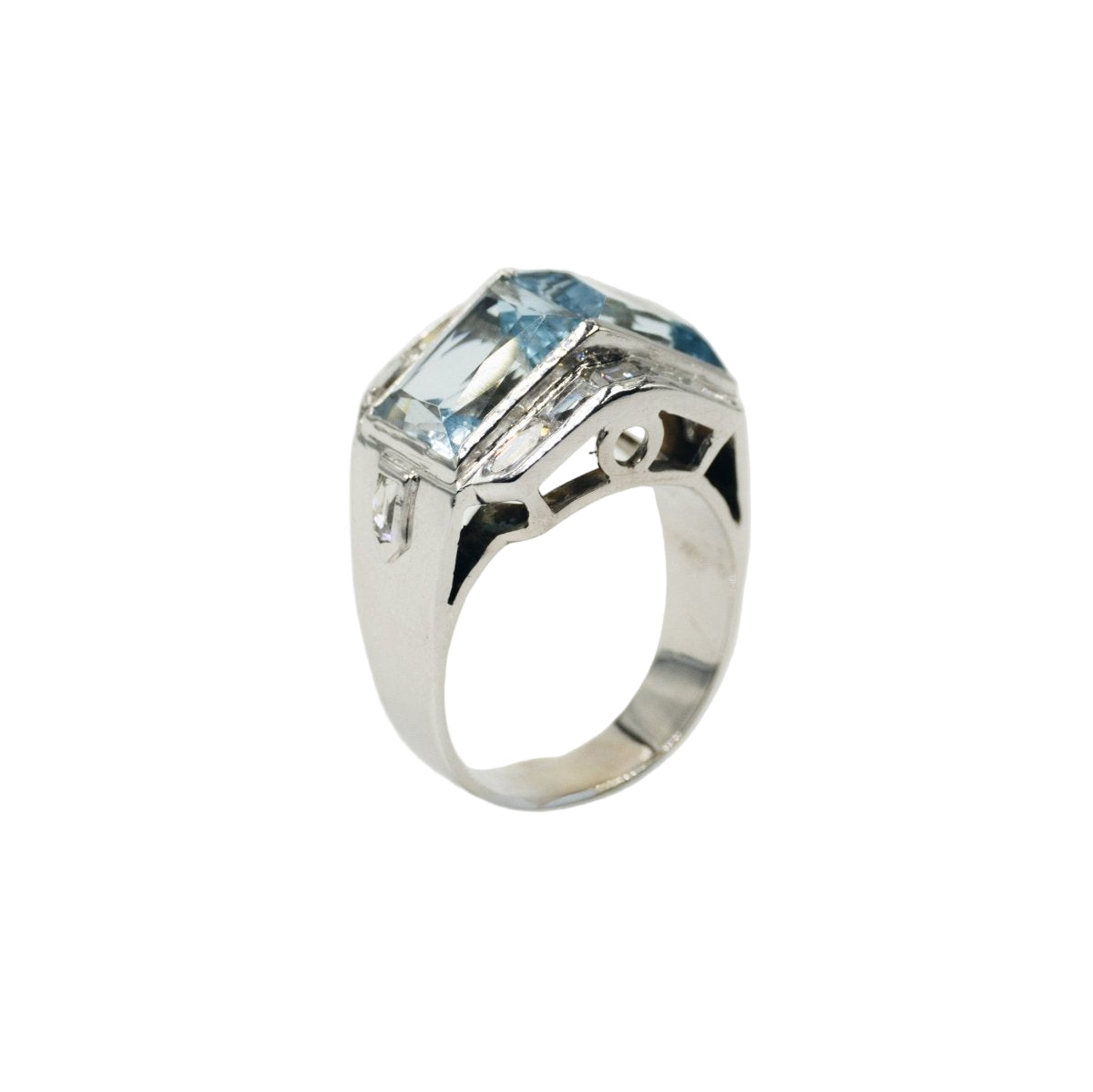 Bague en aigue - marine - Castafiore