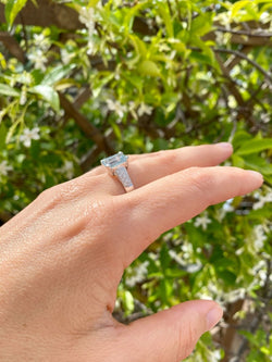 Bague en or avec aigue - marine et diamant de 2,5 carats - Castafiore