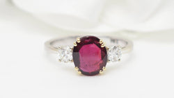 Bague en or bicolore, rubis naturel certifé et diamants - Castafiore