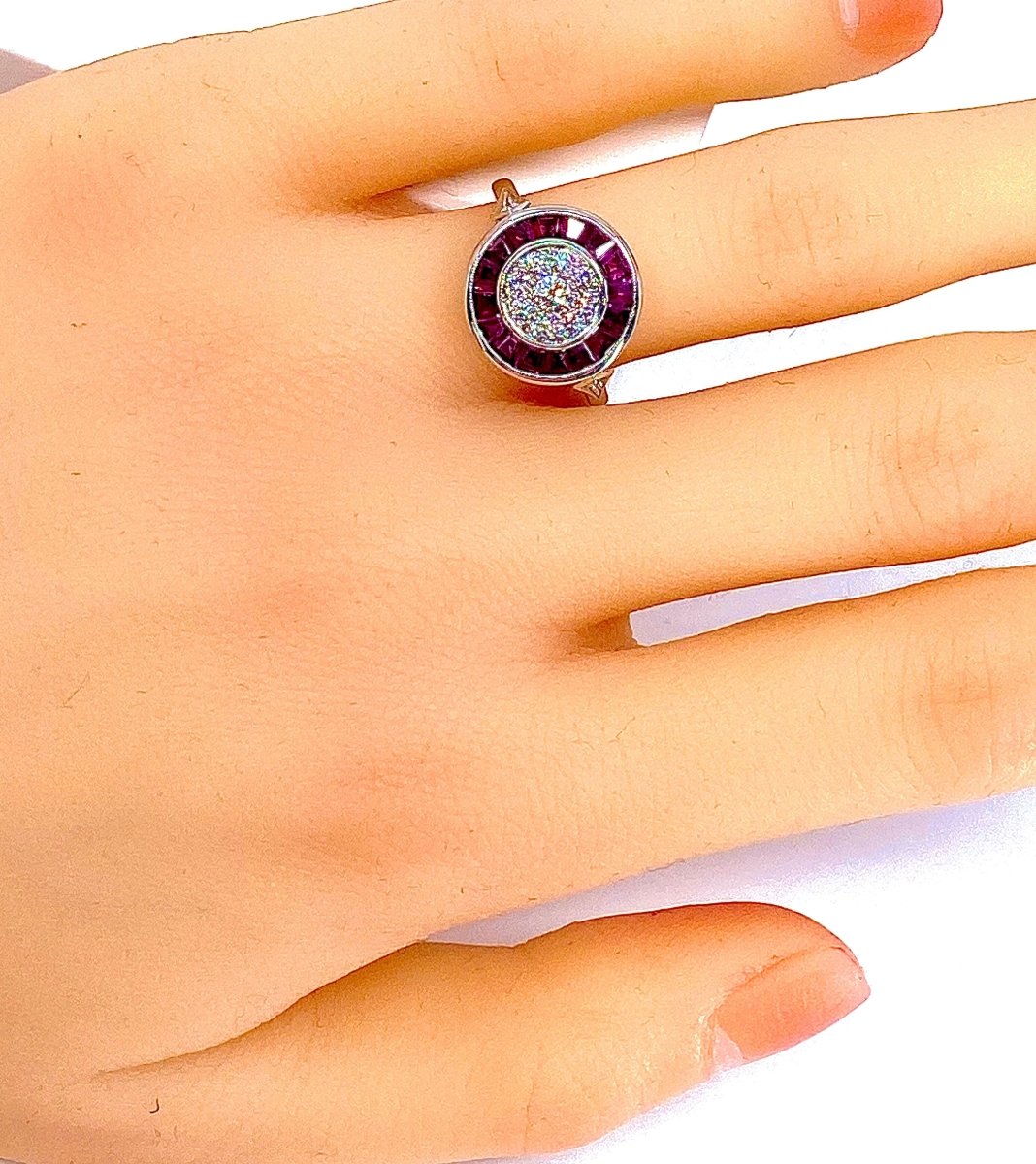 Bague en or blanc 18 carats en rubis et diamants - Castafiore