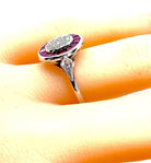 Bague en or blanc 18 carats en rubis et diamants - Castafiore