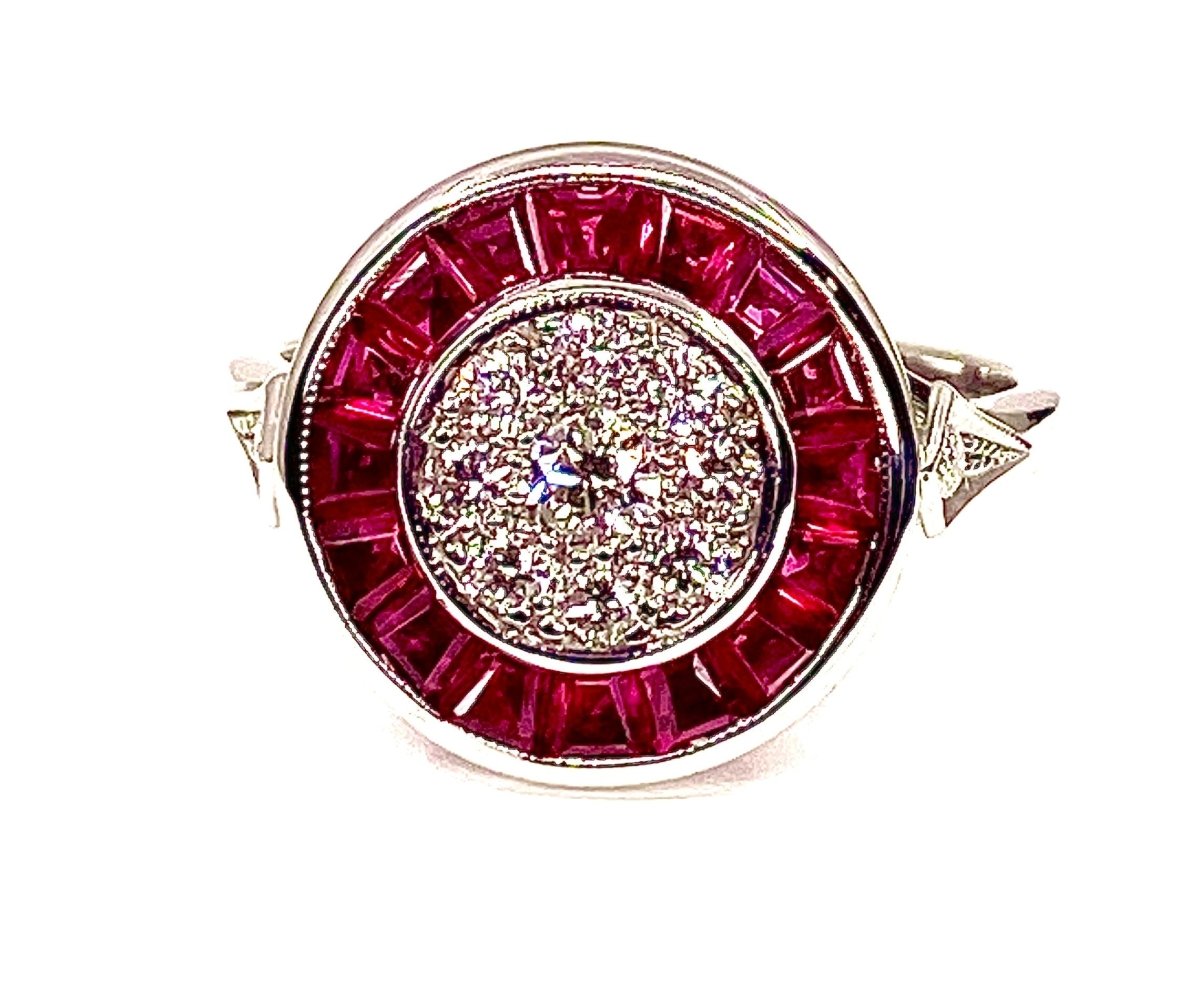 Bague en or blanc 18 carats en rubis et diamants - Castafiore