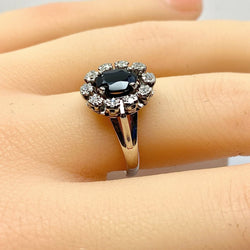 Bague en or blanc 18 carats, saphir et diamants - Castafiore