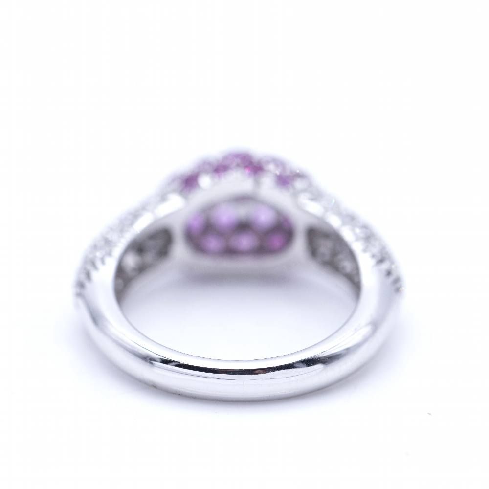 Bague en or blanc avec diamants et saphirs roses - Castafiore